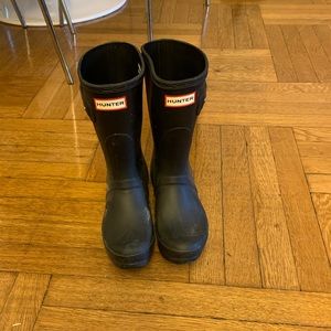 Women’s hunter boots. Black. Size 7